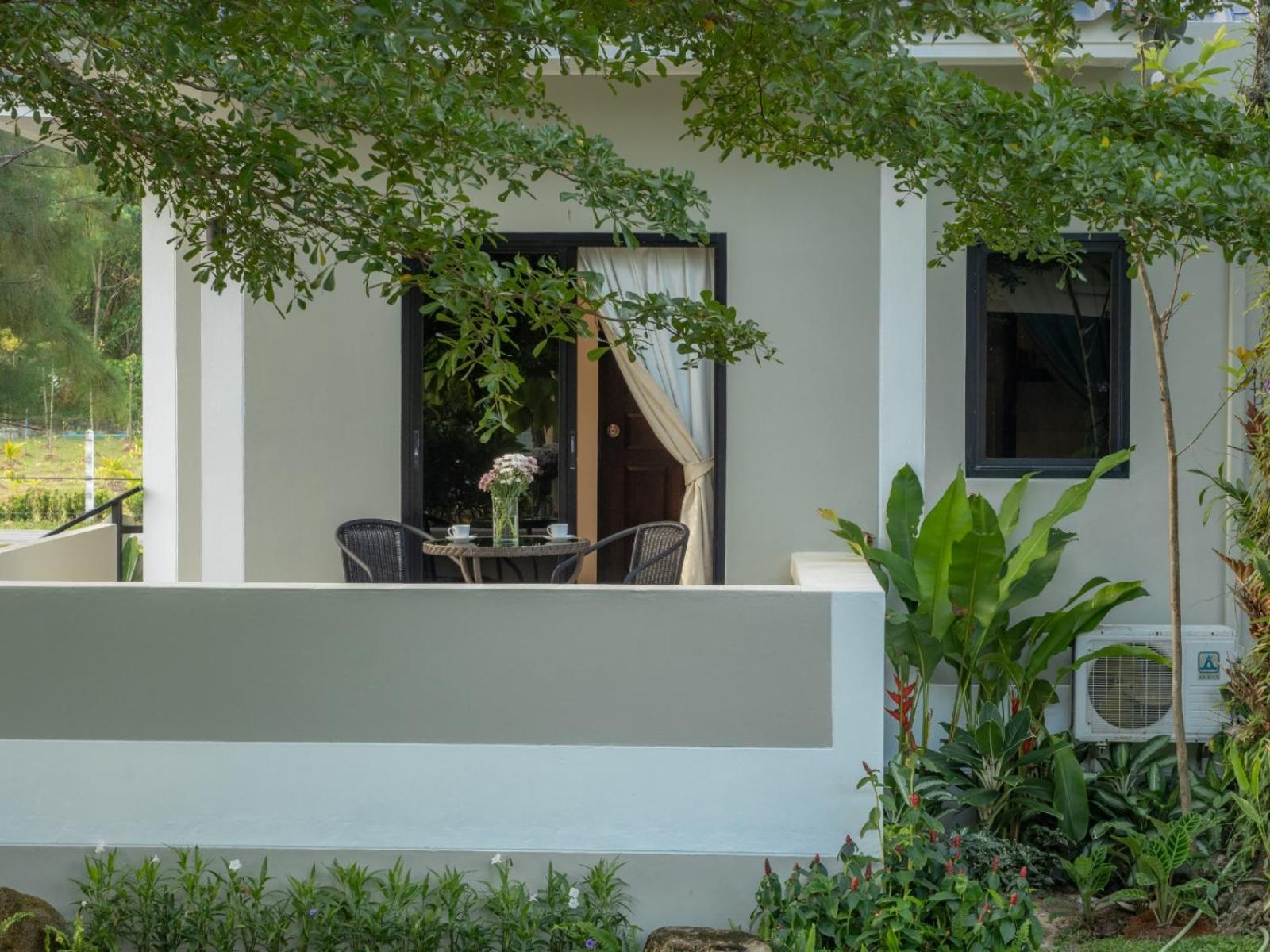 Isara Nai Yang Resort Εξωτερικό φωτογραφία