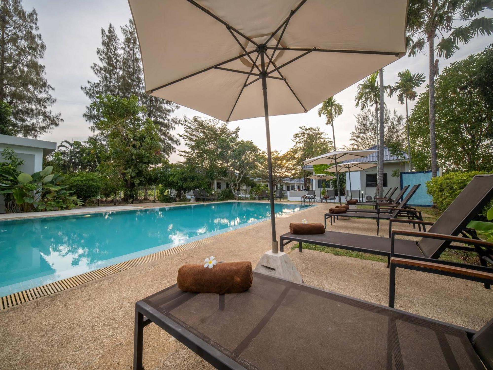Isara Nai Yang Resort Εξωτερικό φωτογραφία